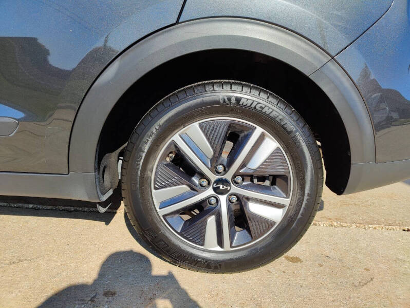 2022 Kia Niro Plug-In Hybrid LXS