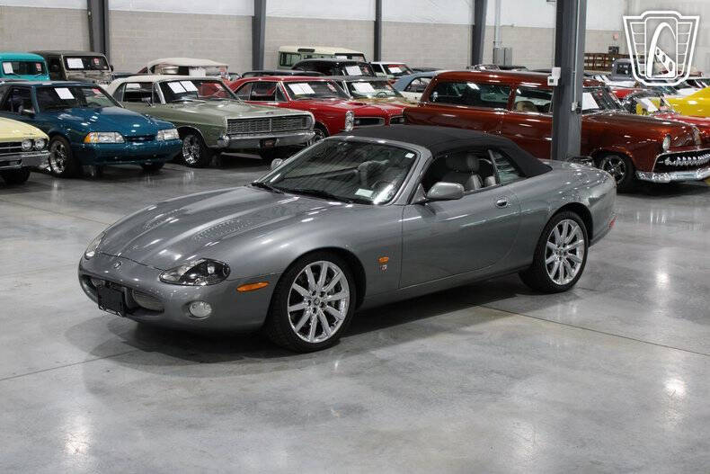 2004 Jaguar XKR