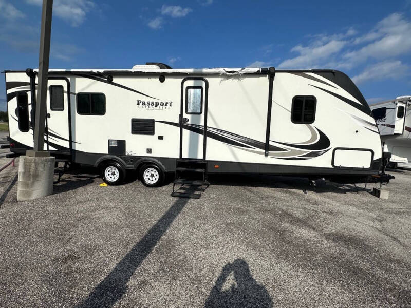 2017 Keystone RV PASSPORT ULTRA for sale at Decatur 107 S Hwy 287 in Decatur TX