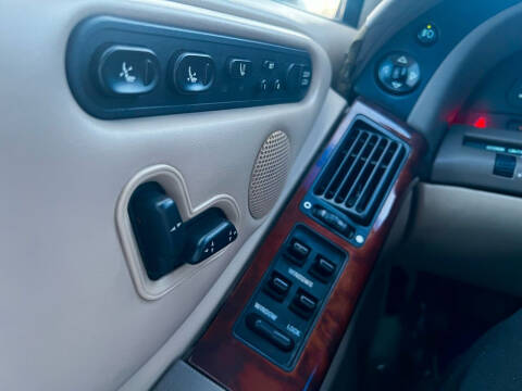 1999 Oldsmobile Aurora