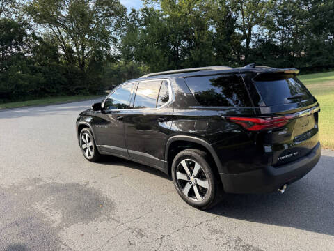 2023 Chevrolet Traverse LT Leather