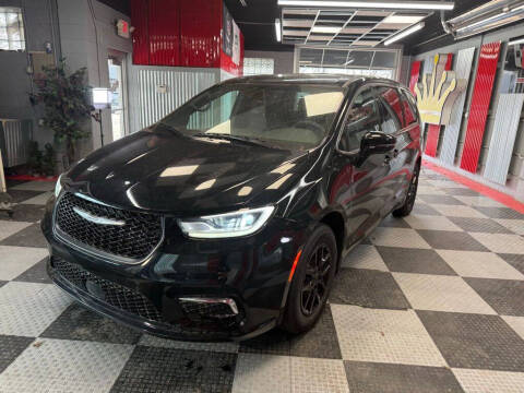 2025 Chrysler Pacifica Select
