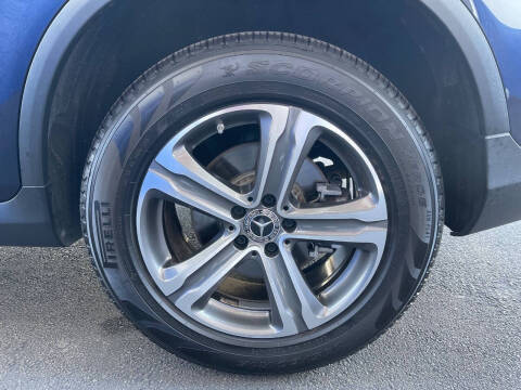 2019 Mercedes-Benz GLC GLC 300