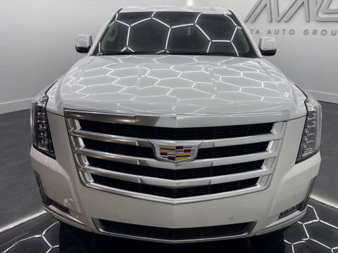 2017 Cadillac Escalade Luxury