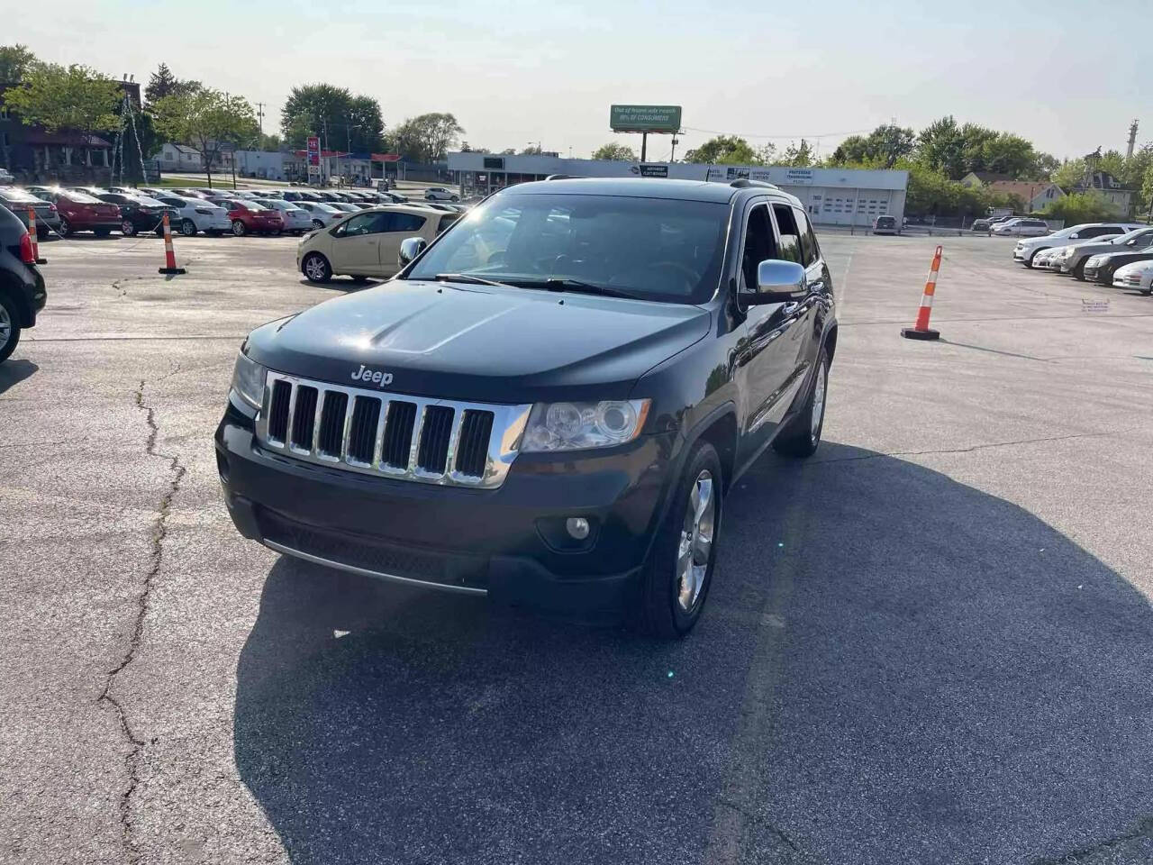 2011 Jeep Grand Cherokee for sale at Used Cars Toledo in Oregon, OH