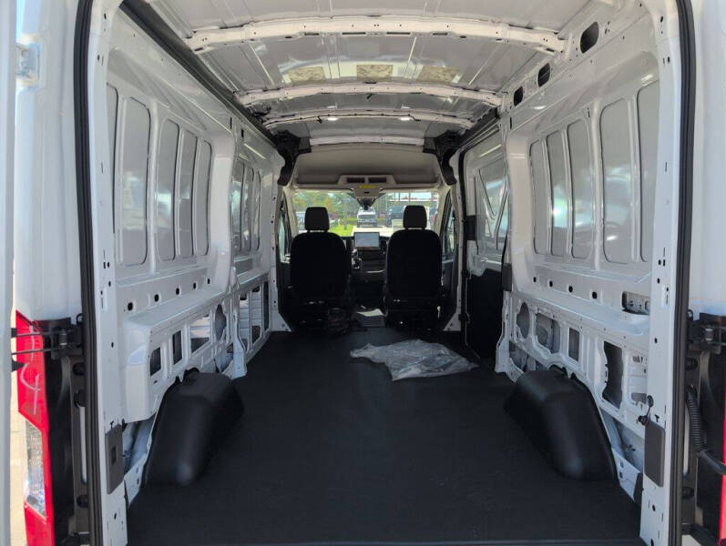 2026 Ford Transit 250