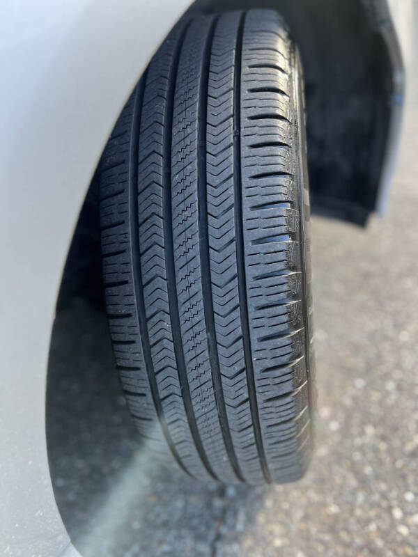 2010 Toyota Prius III