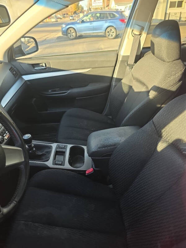 2011 Subaru Outback 2.5i Premium