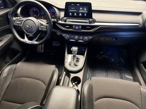 2021 Kia Forte GT Line