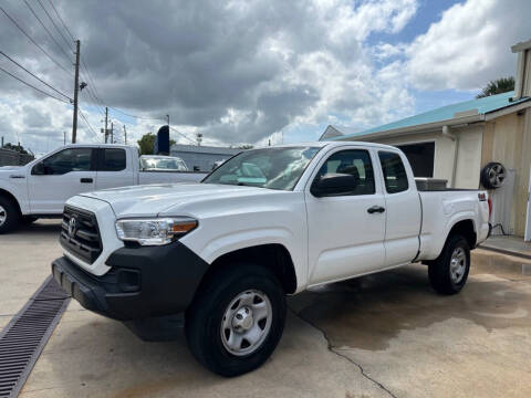 2017 Toyota Tacoma for sale at IG AUTO in Longwood FL