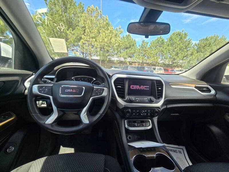 2021 GMC Acadia SLE