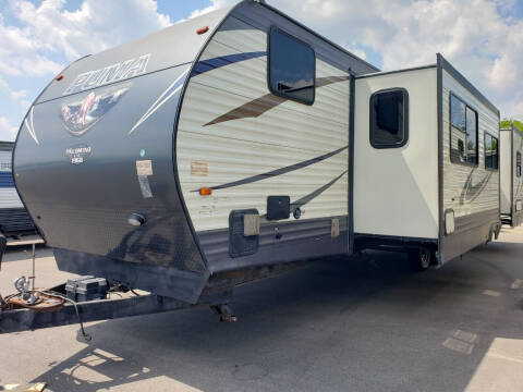 2017 Forest River Puma 32FbIS