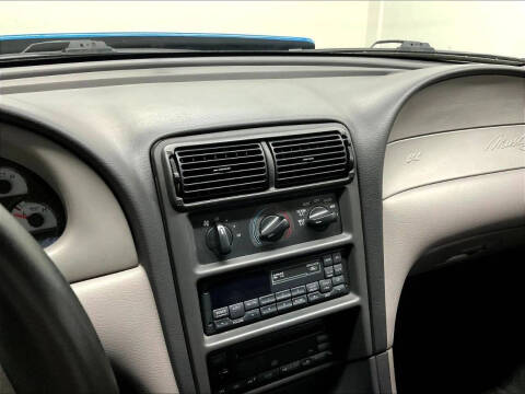 2000 Ford Mustang GT