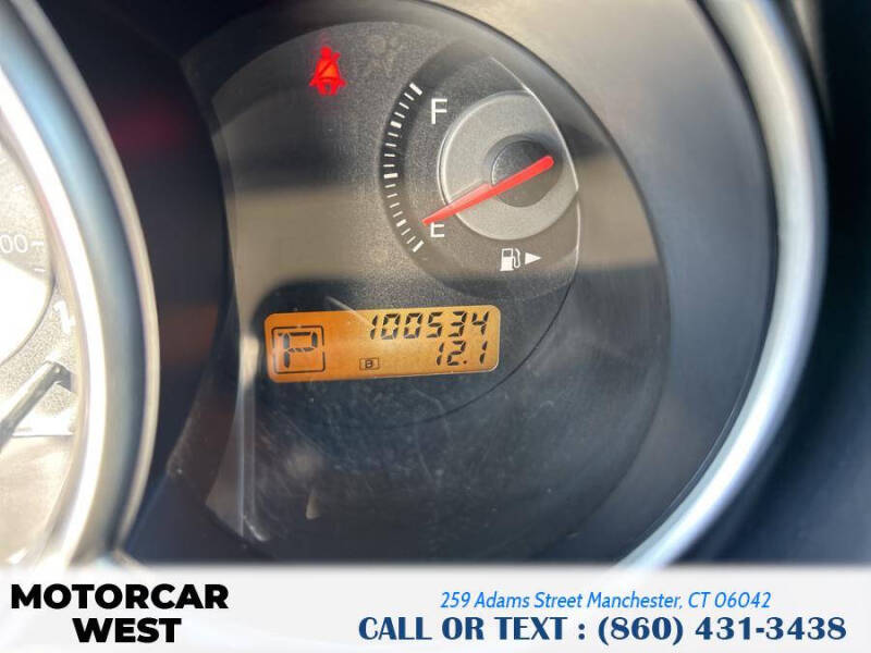 2009 Nissan Versa 1.8 S