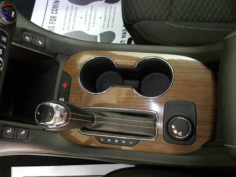 2019 GMC Acadia SLE-2