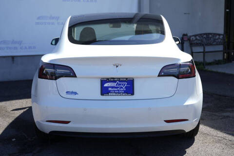 2021 Tesla Model 3 Standard Range Plus