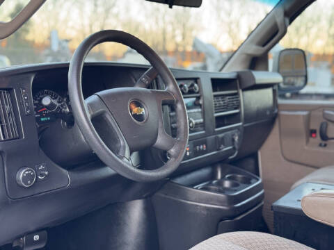 2019 Chevrolet Express 2500