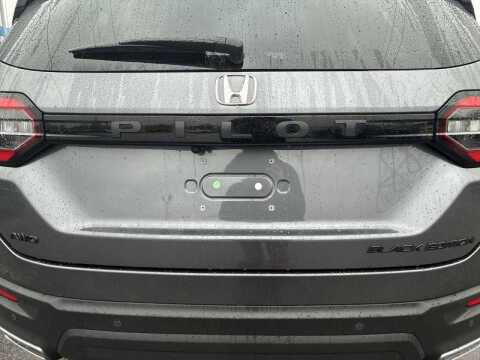 2025 Honda Pilot Black Edition