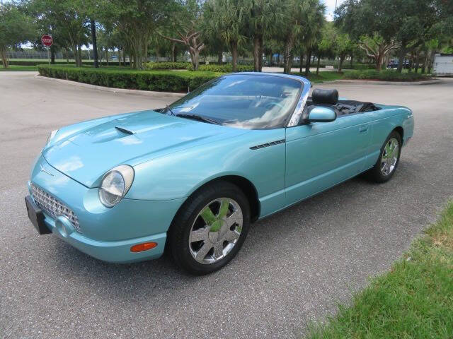 2002 Ford Thunderbird Deluxe