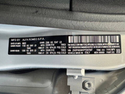 2023 Alfa Romeo Stelvio Sprint