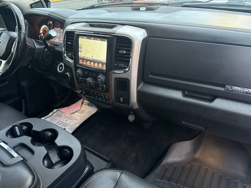 2017 RAM 3500 Laramie