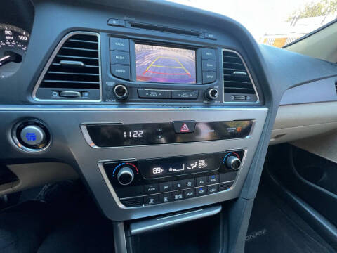 2016 Hyundai Sonata Hybrid SE