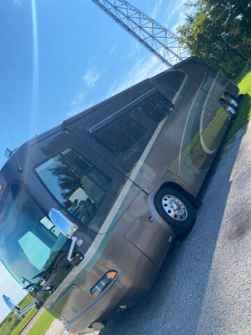 2004 Monaco Roadmaster
