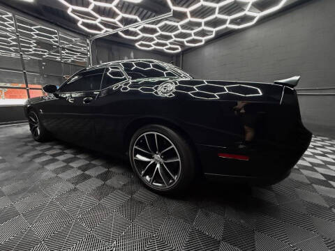 2016 Dodge Challenger R/T Scat Pack