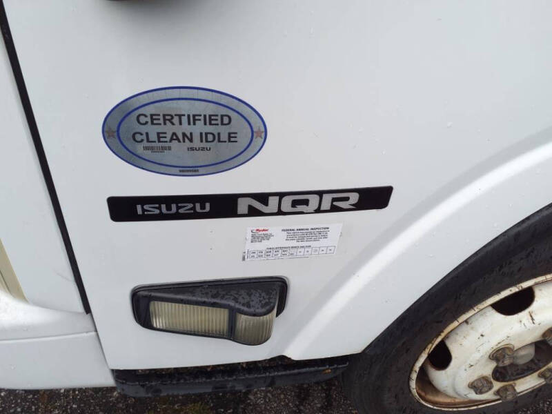 2009 Isuzu NQR