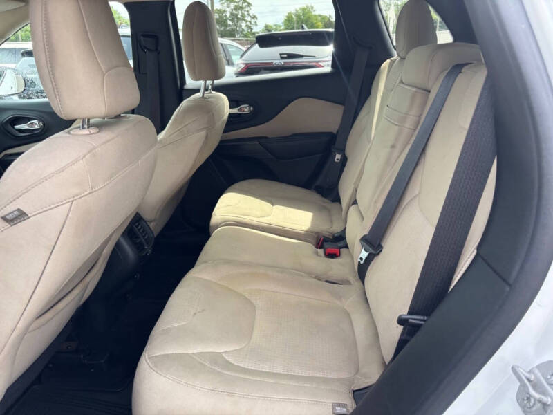 2015 Jeep Cherokee Altitude