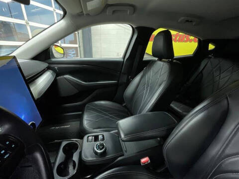 2021 Ford Mustang Mach-E Select