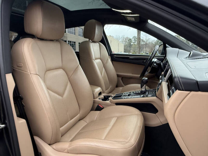 2021 Porsche Macan S