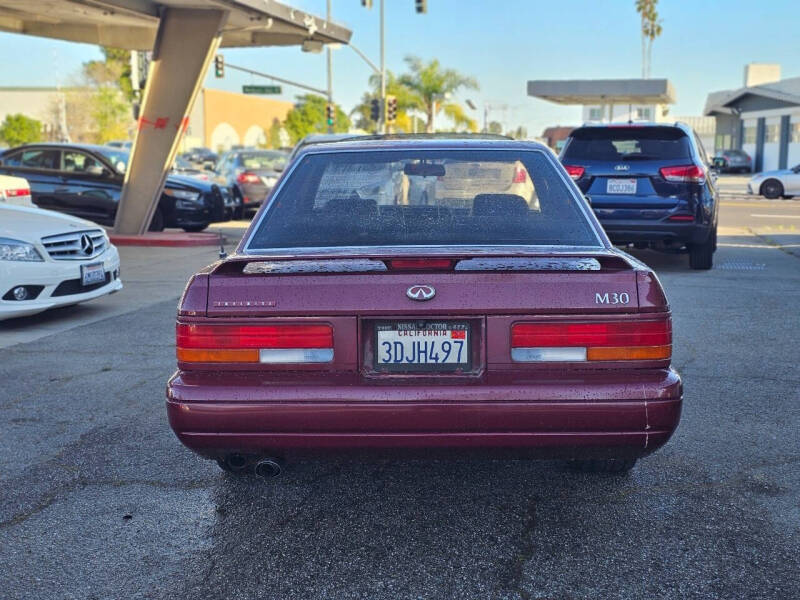 1991 Infiniti M30