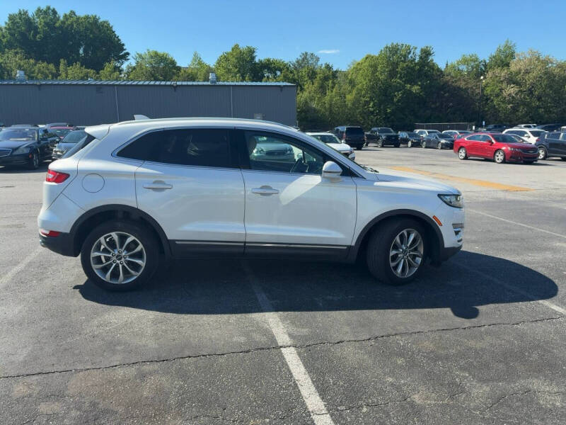 2019 Lincoln MKC Select