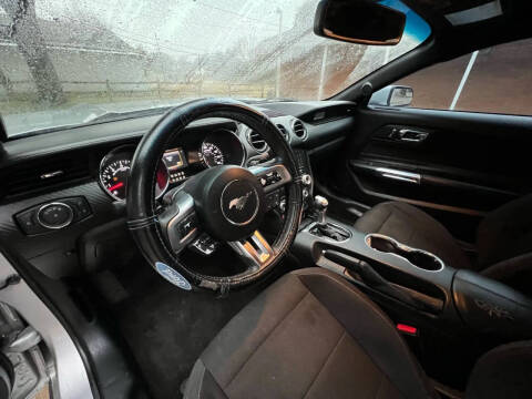 2015 Ford Mustang V6