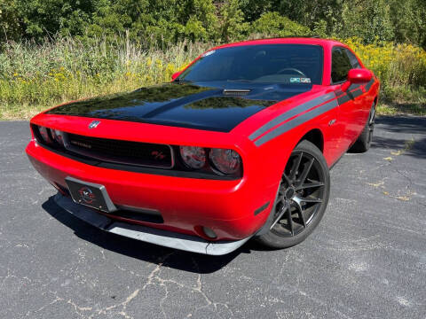 2010 Dodge Challenger for sale at TKP Auto Sales in Eastlake OH