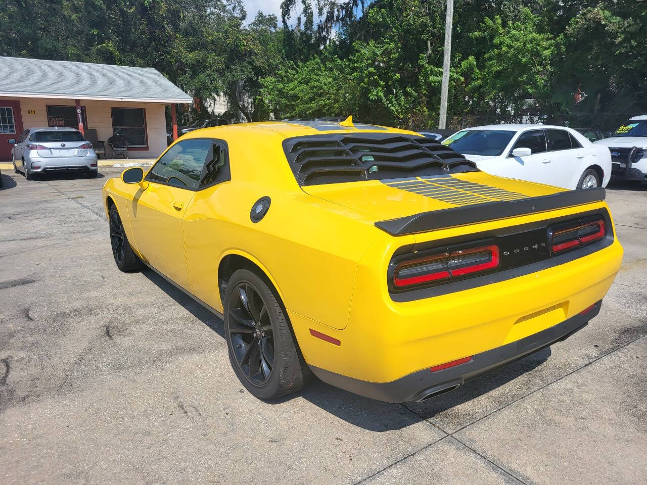 2017 Dodge Challenger for sale at FAMILY AUTO BROKERS in Longwood, FL