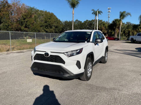 2024 Toyota RAV4 LE