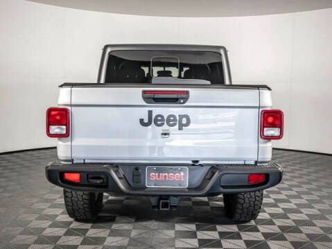 2023 Jeep Gladiator Sport