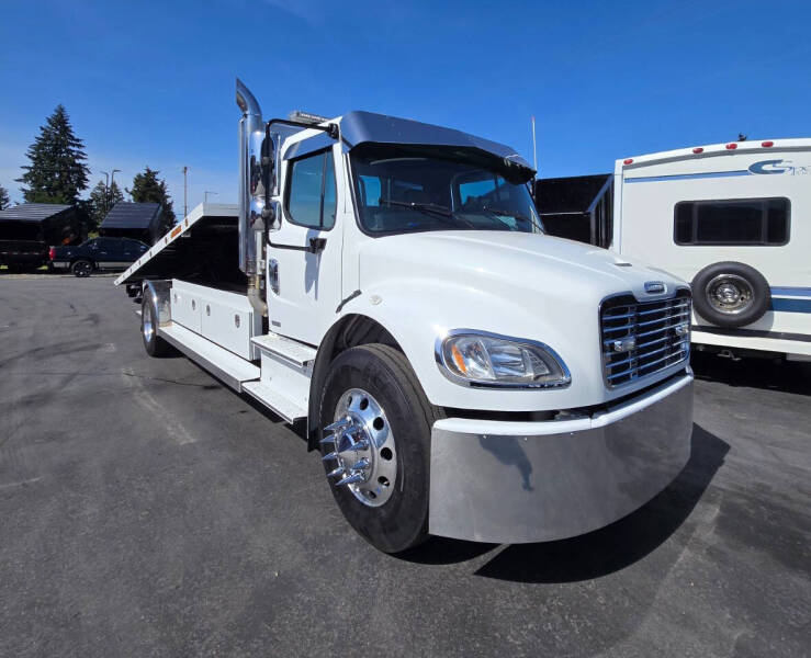 2020 Freightliner M2 106