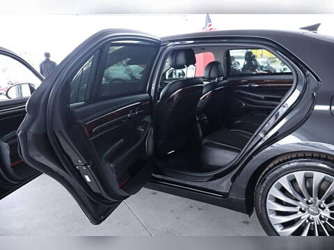 2018 Genesis G90