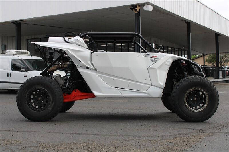 2017 Can-Am Maverick