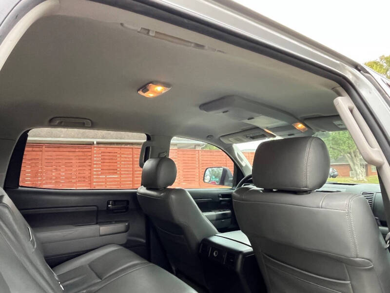 2011 Toyota Tundra Grade