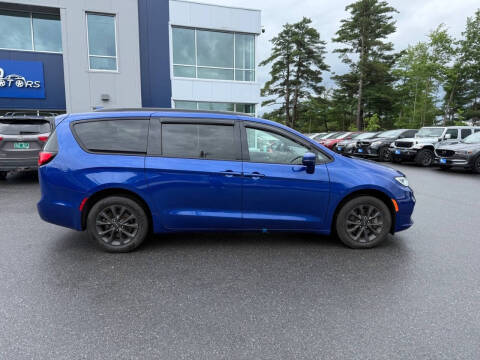 2021 Chrysler Pacifica Touring