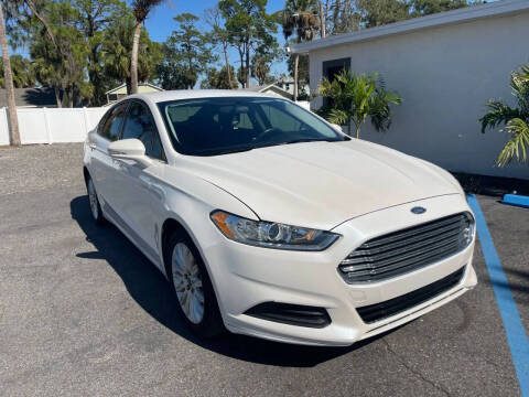 2013 Ford Fusion Hybrid SE