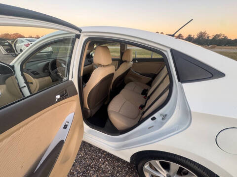 2013 Hyundai Accent GLS