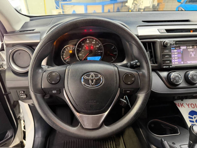 2016 Toyota RAV4 LE