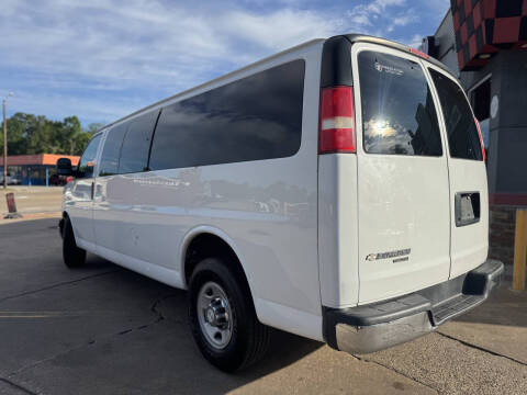 2016 Chevrolet Express LT 3500