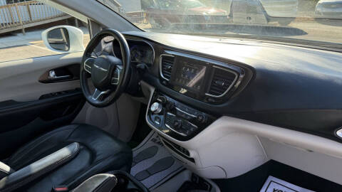 2019 Chrysler Pacifica Touring L