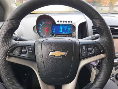 2016 Chevrolet Sonic LT Auto